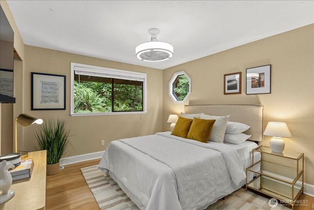 16216 N Meadowdale Road, Edmonds, WA 98026
