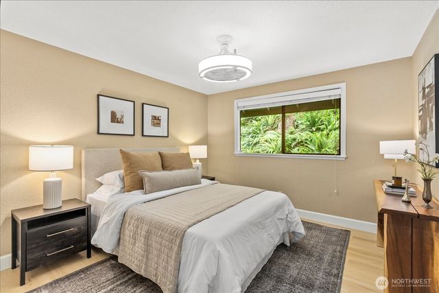 16216 N Meadowdale Road, Edmonds, WA 98026