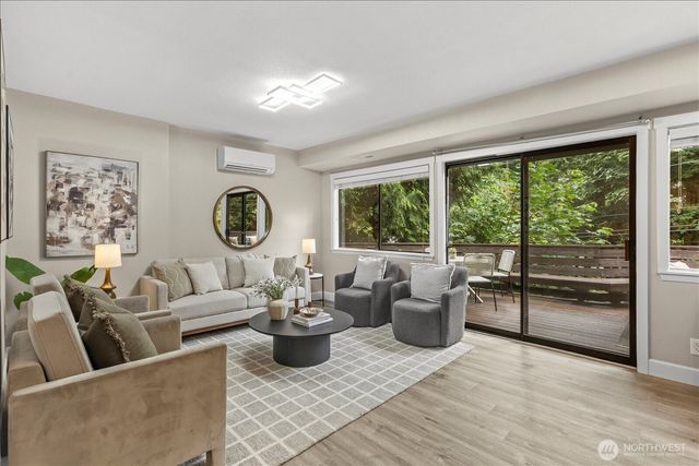 16216 N Meadowdale Road, Edmonds, WA 98026