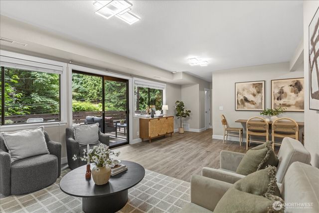 16216 N Meadowdale Road, Edmonds, WA 98026