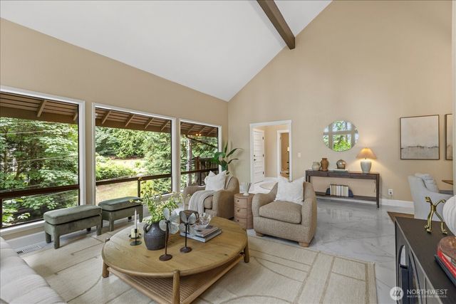 16216 N Meadowdale Road, Edmonds, WA 98026