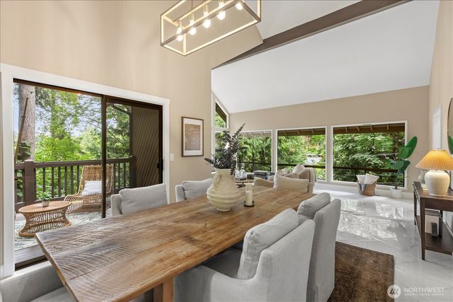 16216 N Meadowdale Road, Edmonds, WA 98026
