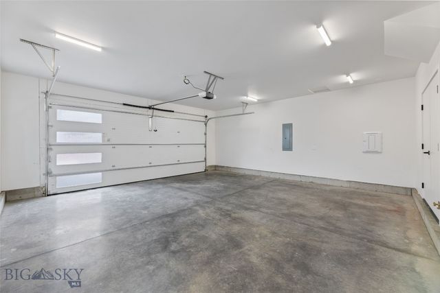 2806 S 30th Avenue, Bozeman, MT 59718