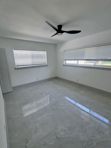 29 SE 8th Street, Dania Beach, FL 33004