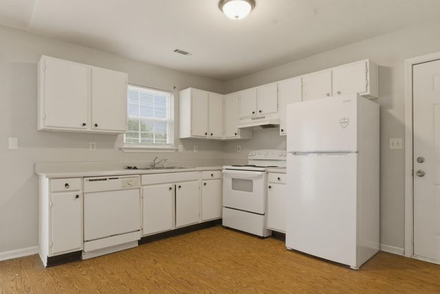 2000 Shalann Drive, Spartanburg, SC 29301