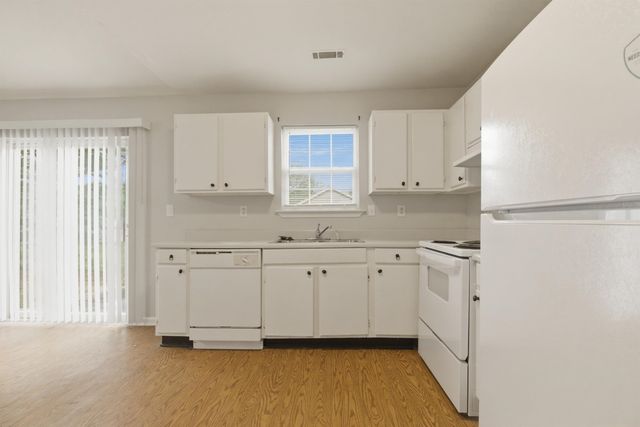 2000 Shalann Drive, Spartanburg, SC 29301