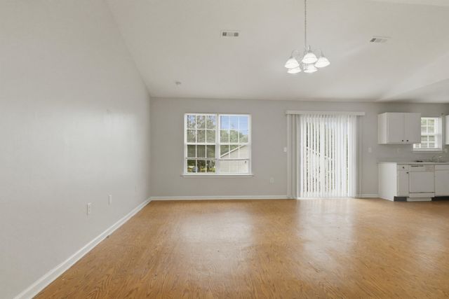 2000 Shalann Drive, Spartanburg, SC 29301