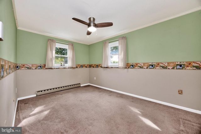 971 OAKDALE DR, Pottstown, PA 19464