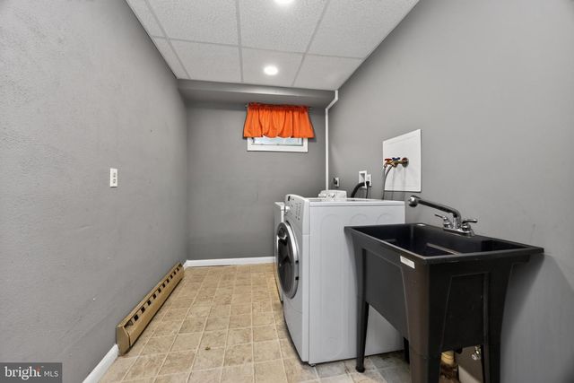 971 OAKDALE DR, Pottstown, PA 19464