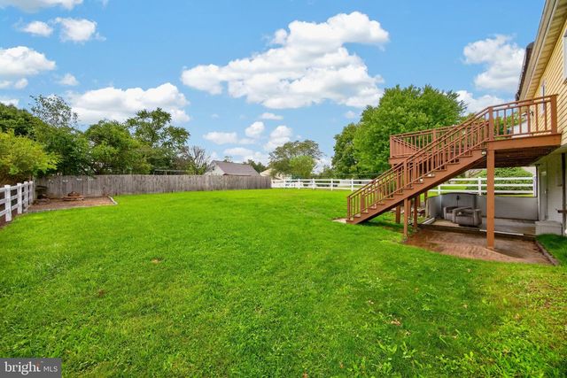 971 OAKDALE DR, Pottstown, PA 19464