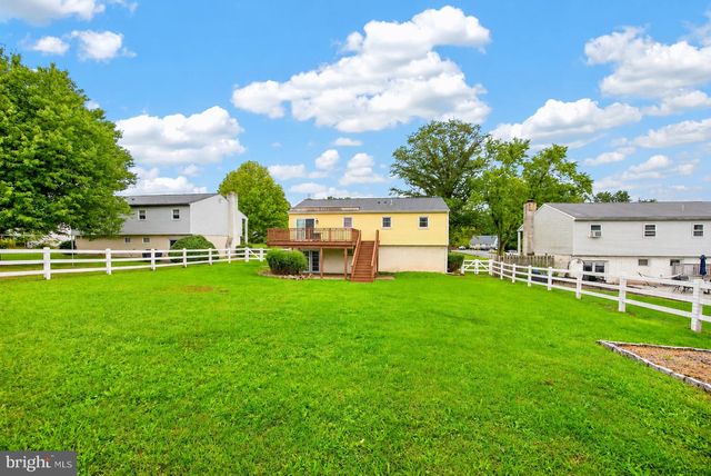 971 OAKDALE DR, Pottstown, PA 19464