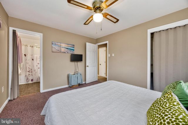 971 OAKDALE DR, Pottstown, PA 19464