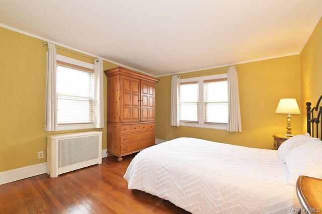 68 Hudson Road, Floral Park, NY 11001