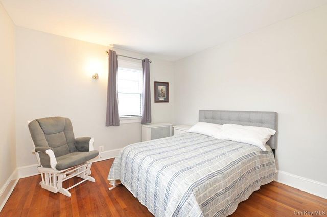 68 Hudson Road, Floral Park, NY 11001