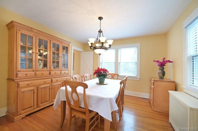 68 Hudson Road, Floral Park, NY 11001