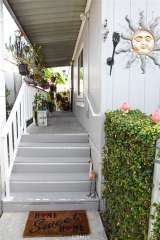 19850 E Arrow Hwy, Covina, CA 91724