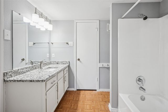 5809 Lake Hubbard Parkway 308, Garland, TX 75043