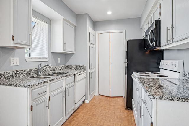 5809 Lake Hubbard Parkway 308, Garland, TX 75043