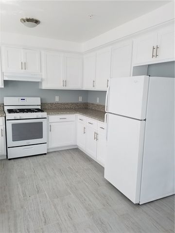 706 W 104 th Place, Los Angeles, CA 90044