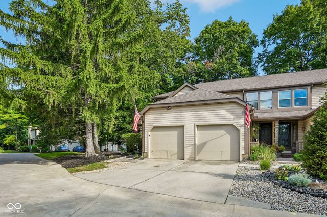 11528 Eden Ridge Court, Indianapolis, IN 46236