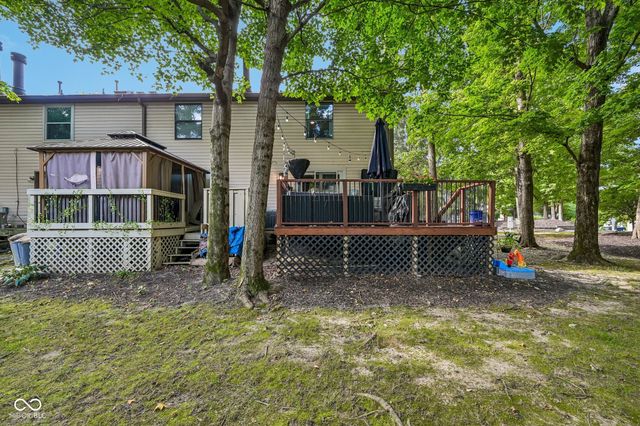 11528 Eden Ridge Court, Indianapolis, IN 46236