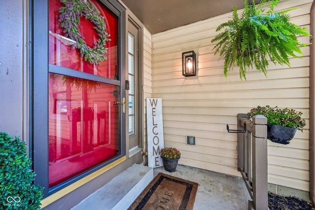 11528 Eden Ridge Court, Indianapolis, IN 46236