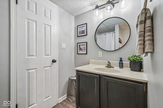 11528 Eden Ridge Court, Indianapolis, IN 46236