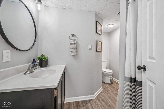 11528 Eden Ridge Court, Indianapolis, IN 46236