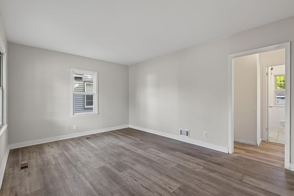 4822 Bryant Avenue N, Minneapolis, MN 55430 — photo 2