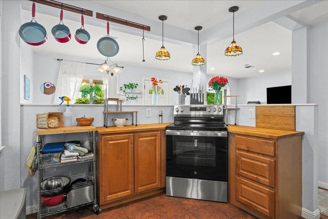 1812 Sicard St, Marysville, CA 95901