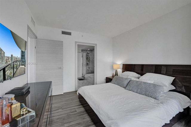 801 S Miami Ave 4209, Miami, FL 33130