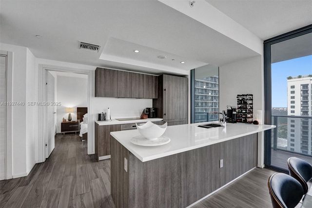 801 S Miami Ave 4209, Miami, FL 33130