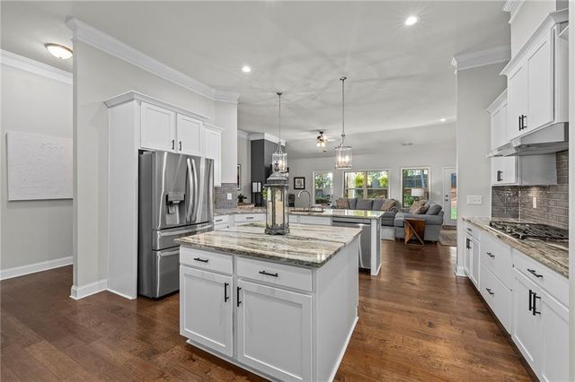 406 Acorn Run, Canton, GA 30115