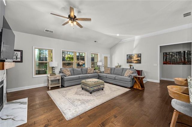 406 Acorn Run, Canton, GA 30115