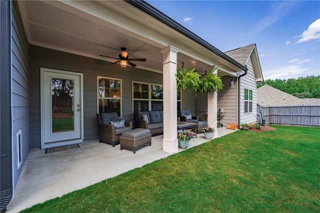406 Acorn Run, Canton, GA 30115