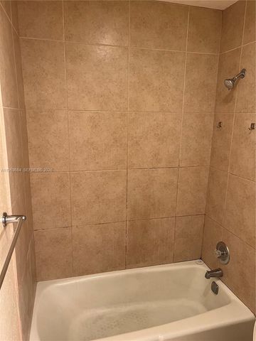 6289 Lear Dr 404, Lake Worth, FL 33462