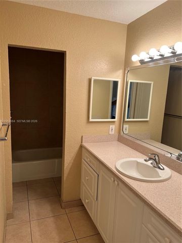 6289 Lear Dr 404, Lake Worth, FL 33462