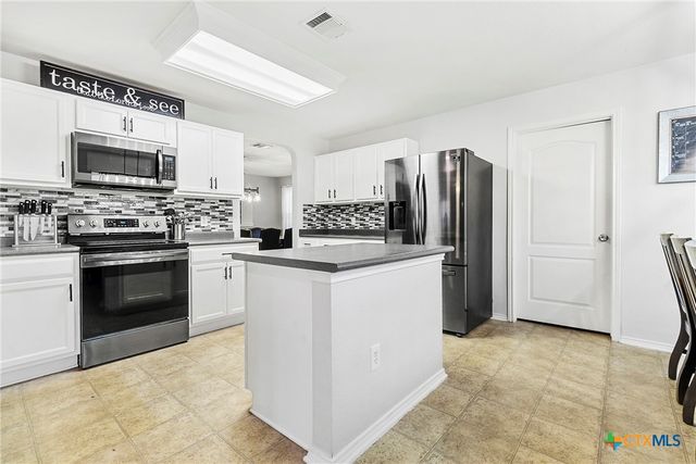 8716 Fallen Leaf Lane, Temple, TX 76502