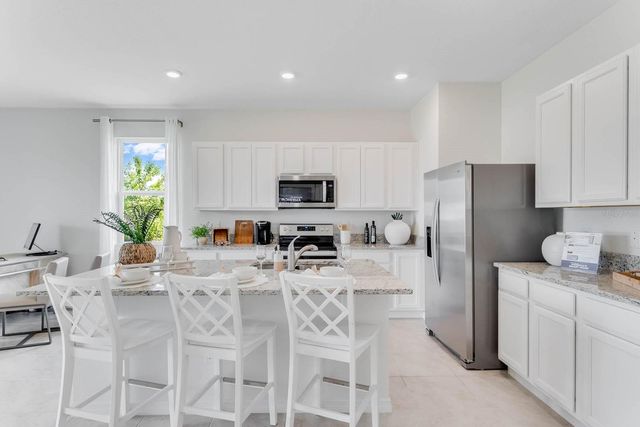 2630 OLYMPIC COURT, Davenport, FL 33837