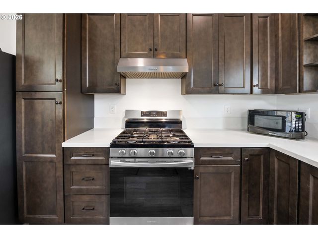 33254 COLUMBIA BEACH Ln, Warrenton, OR 97146