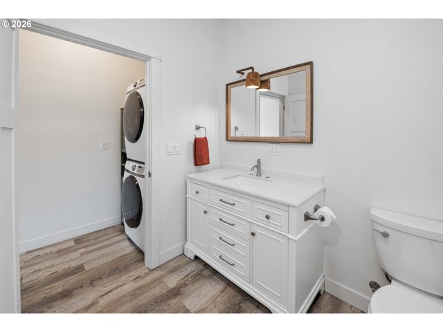 33254 COLUMBIA BEACH Ln, Warrenton, OR 97146
