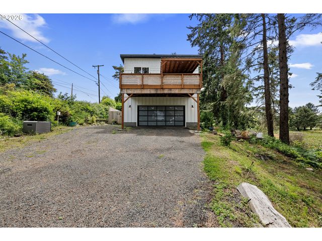 33254 COLUMBIA BEACH Ln, Warrenton, OR 97146