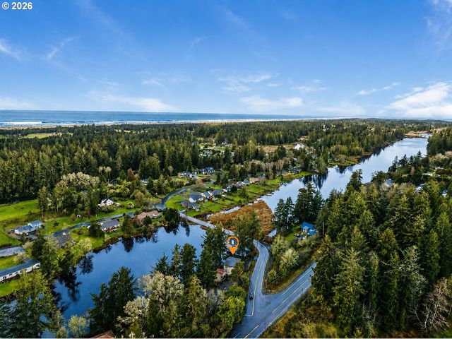 33254 COLUMBIA BEACH Ln, Warrenton, OR 97146