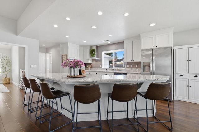 3295 Jefferson Ave, Yuba City, CA 95993