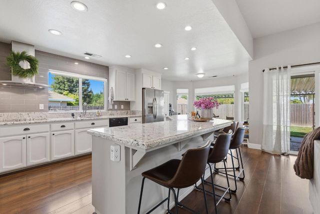 3295 Jefferson Ave, Yuba City, CA 95993