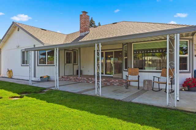 3295 Jefferson Ave, Yuba City, CA 95993