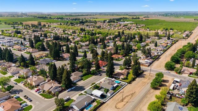 3295 Jefferson Ave, Yuba City, CA 95993