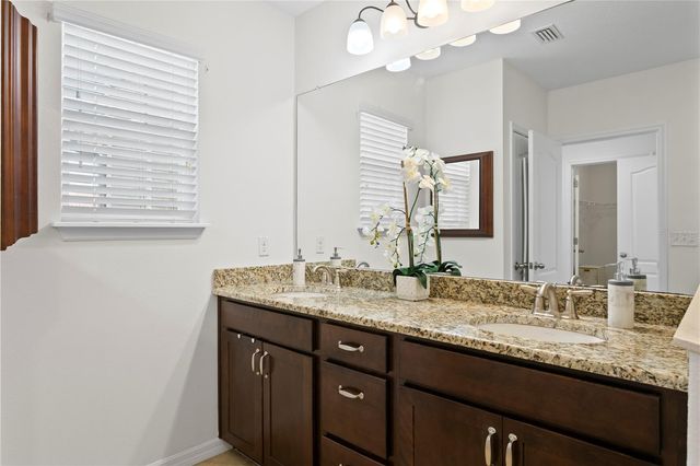 610 53RD AVENUE N, St Petersburg, FL 33703