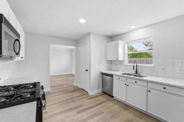 2414 Cherryville Drive, Houston, TX 77038