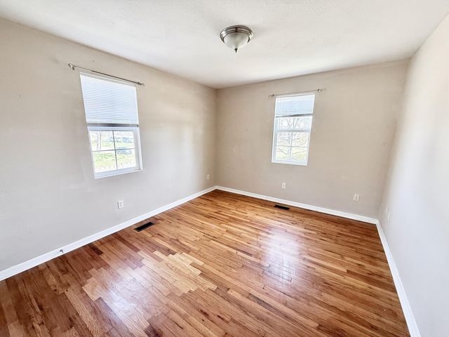 1341 N Fremont Avenue, Springfield, MO 65802